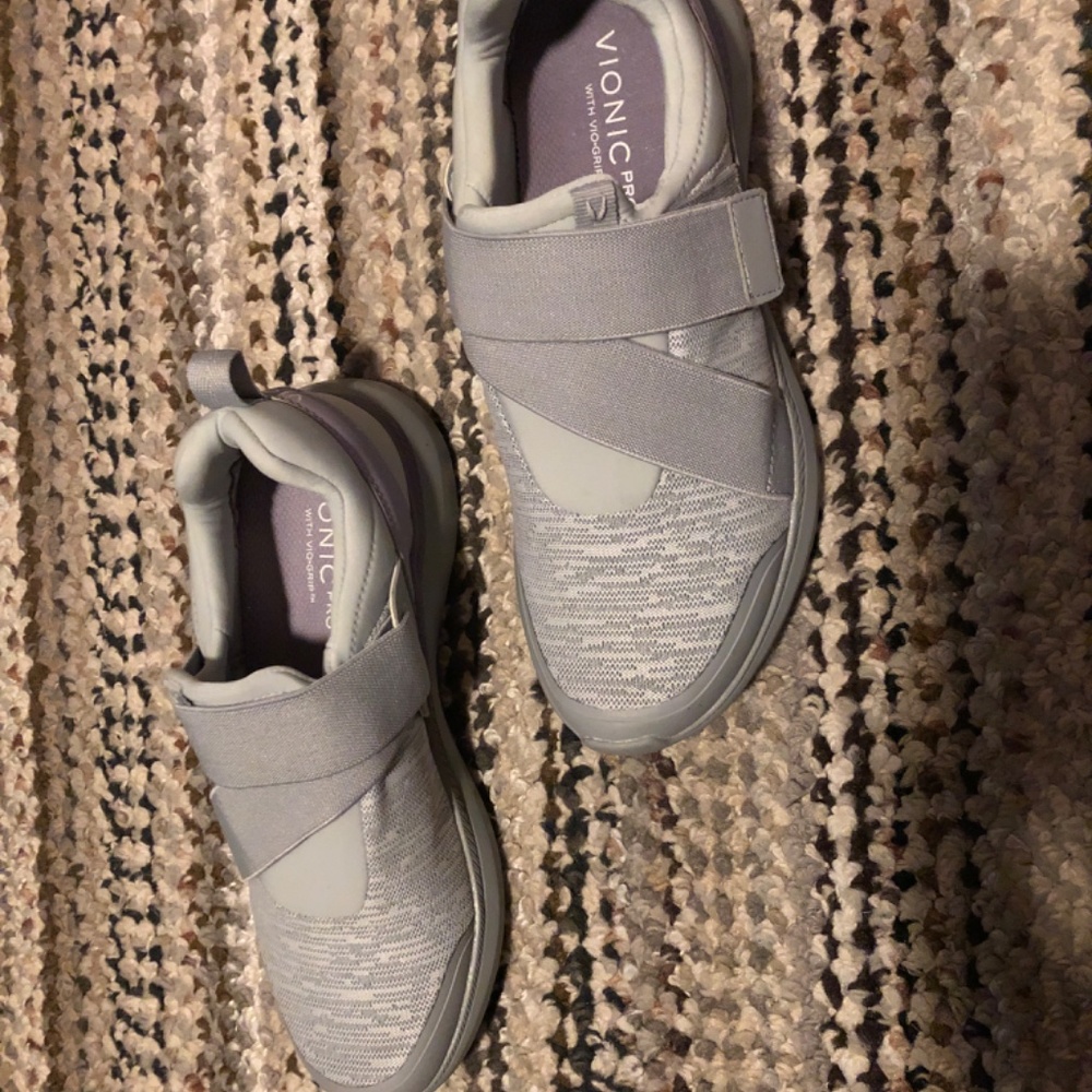 Shoes - Picture 2 of 3